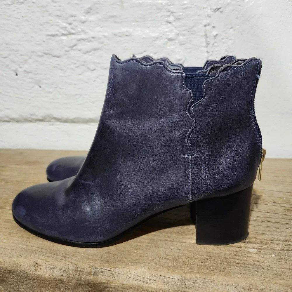 Lands End Navy Blue Leather Scalloped Ankle Boots Block Heel Womens 8B 487594